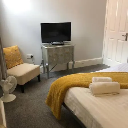 Apartmán The Stuart - Spacious, Affordable, Centre *