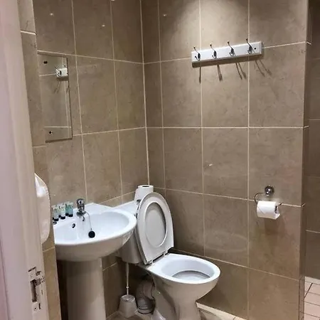 The Stuart - Spacious, Affordable, Centre